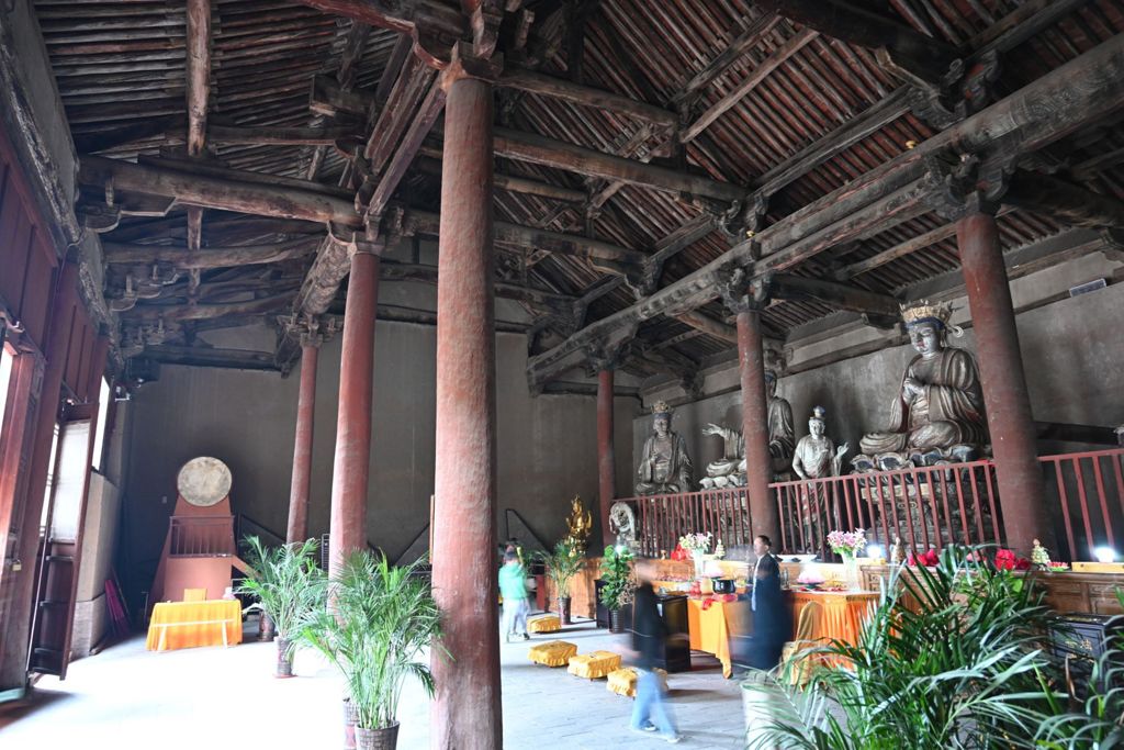 Miniature of Lower Guangsheng Temple, back hall (or Daxiong Bodian), interior