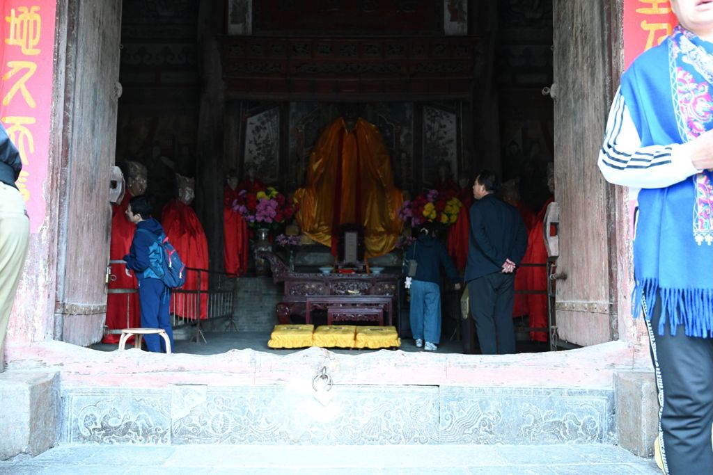 Miniature of Water God's Temple (Shuishen Temple) of the Guangsheng Monastery, Ming Ying King Hall (or Mingyingwang Temple), entrance