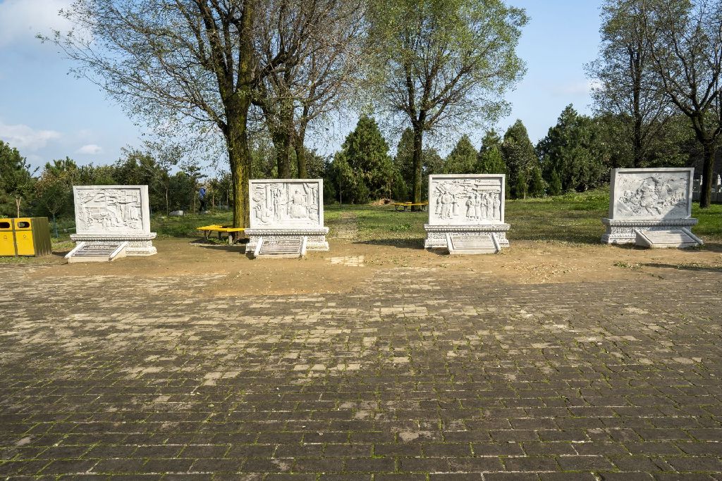 Miniature of Six Steeds of Zhao Mausoleum ("Zhaoling Liujun"), stone reliefs