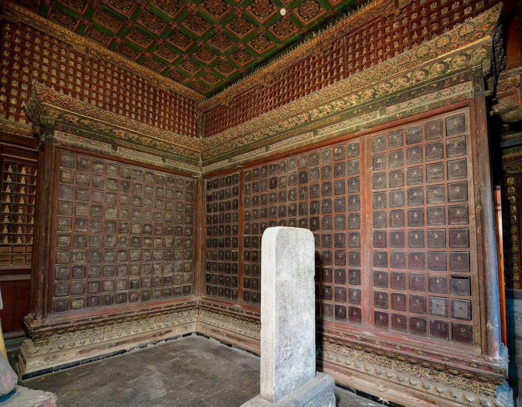 Miniature of Rulai Hall (Rulaidian, Tathagatha Hall or Shakyamuni Hall), scripture cabinets