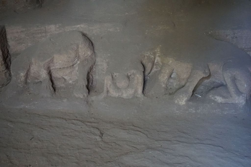 Miniature of Cave 1