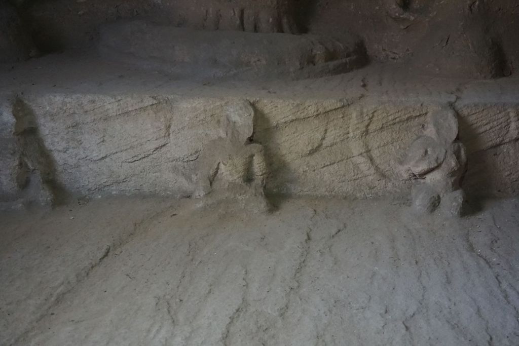 Miniature of Cave 1
