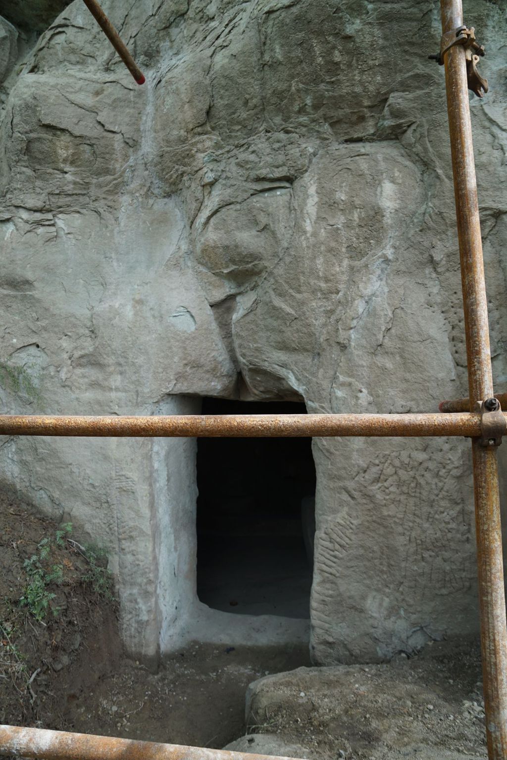 Miniature of Cave 21