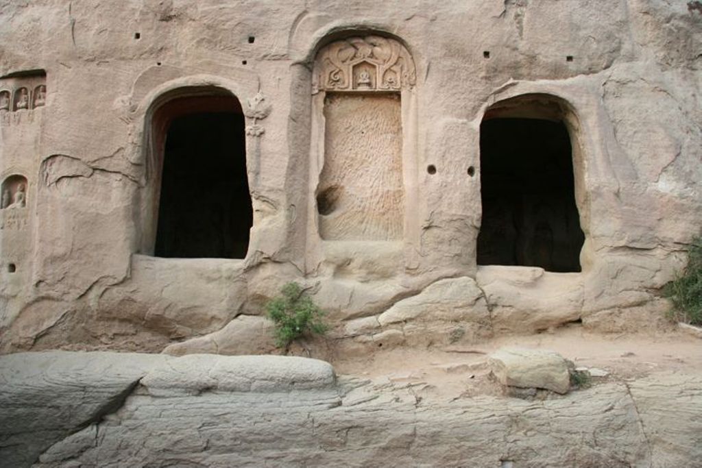 Miniature of Cave 3