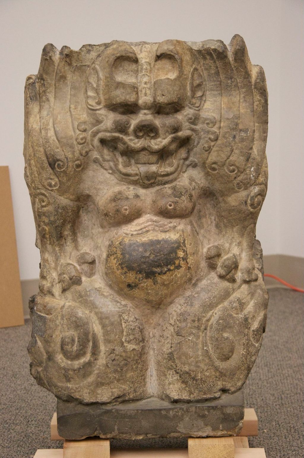 Miniature of Monster Kneeling