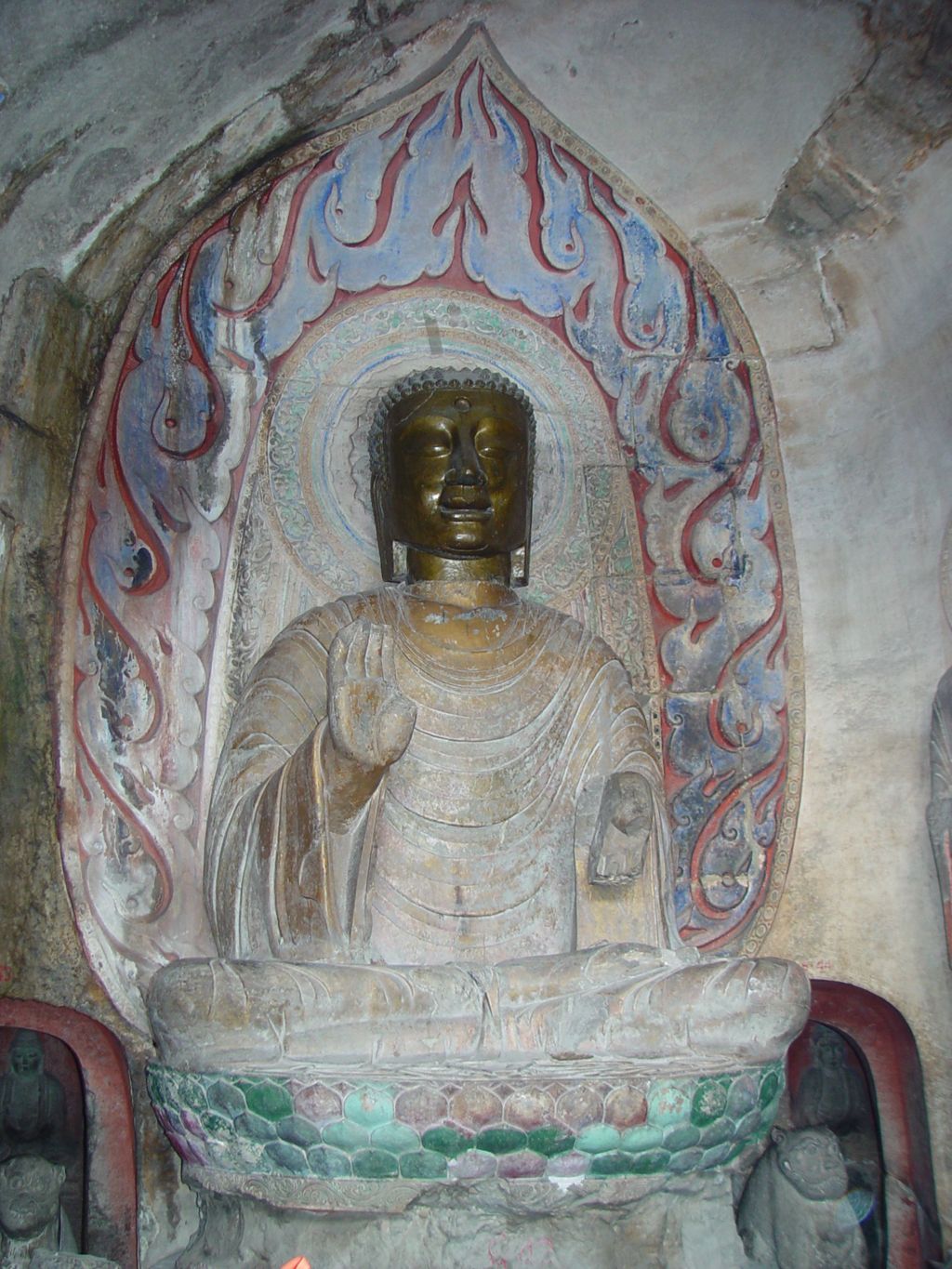 Miniature of Northern Xiangtangshan, Middle Cave, altar