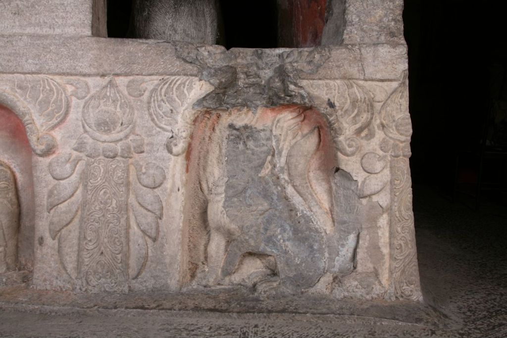 Miniature of Northern Xiangtangshan, Middle Cave, altar base, east