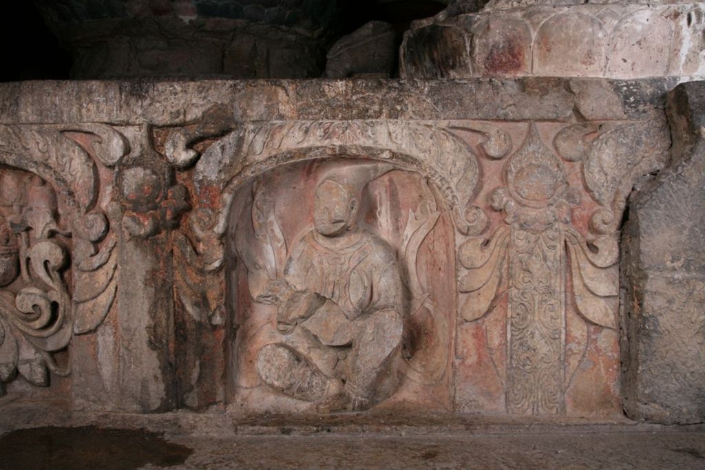 Miniature of Northern Xiangtangshan, Middle Cave, altar base, front