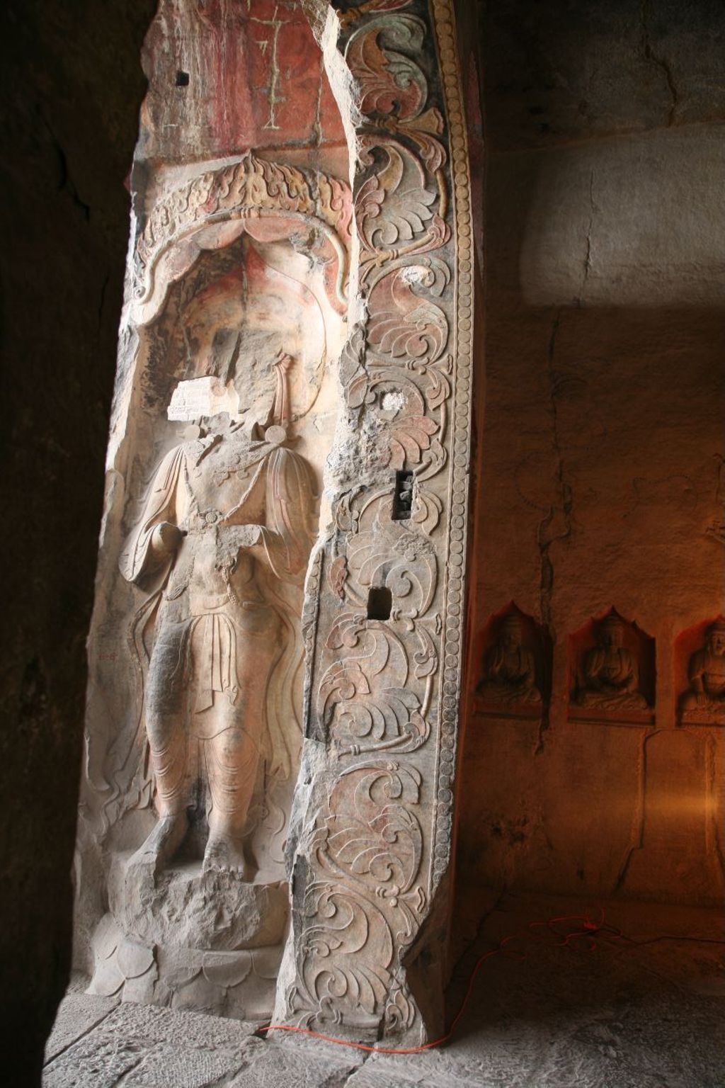 Miniature of Northern Xiangtangshan, Middle Cave, archway