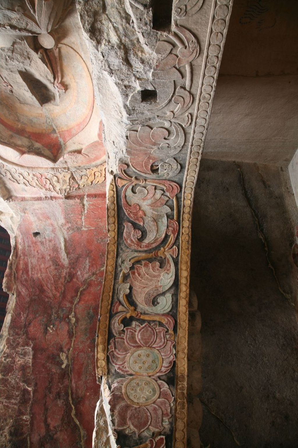 Miniature of Northern Xiangtangshan, Middle Cave, archway
