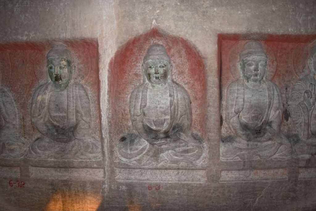 Miniature of Northern Xiangtangshan, Middle Cave, interior
