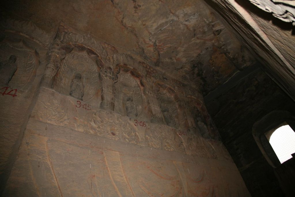 Miniature of Northern Xiangtangshan, North Cave, altar