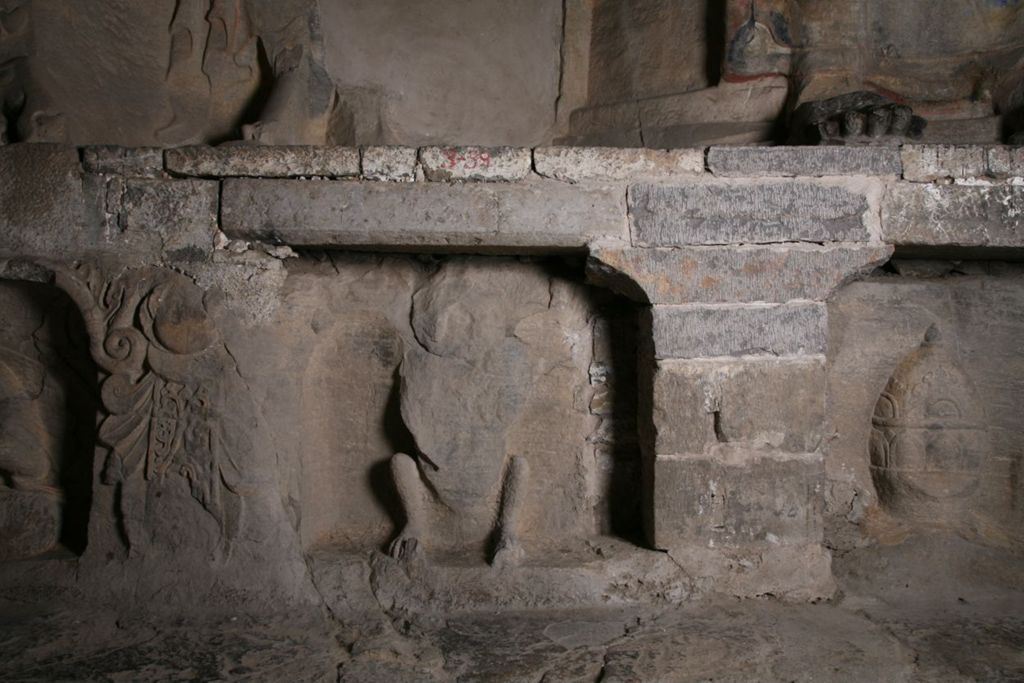 Miniature of Northern Xiangtangshan, North Cave, altar base, south