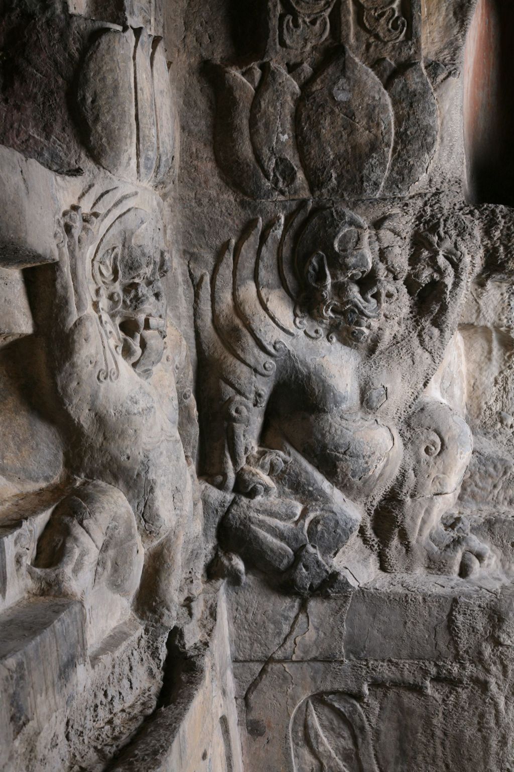 Miniature of Northern Xiangtangshan, North Cave, altar base, south