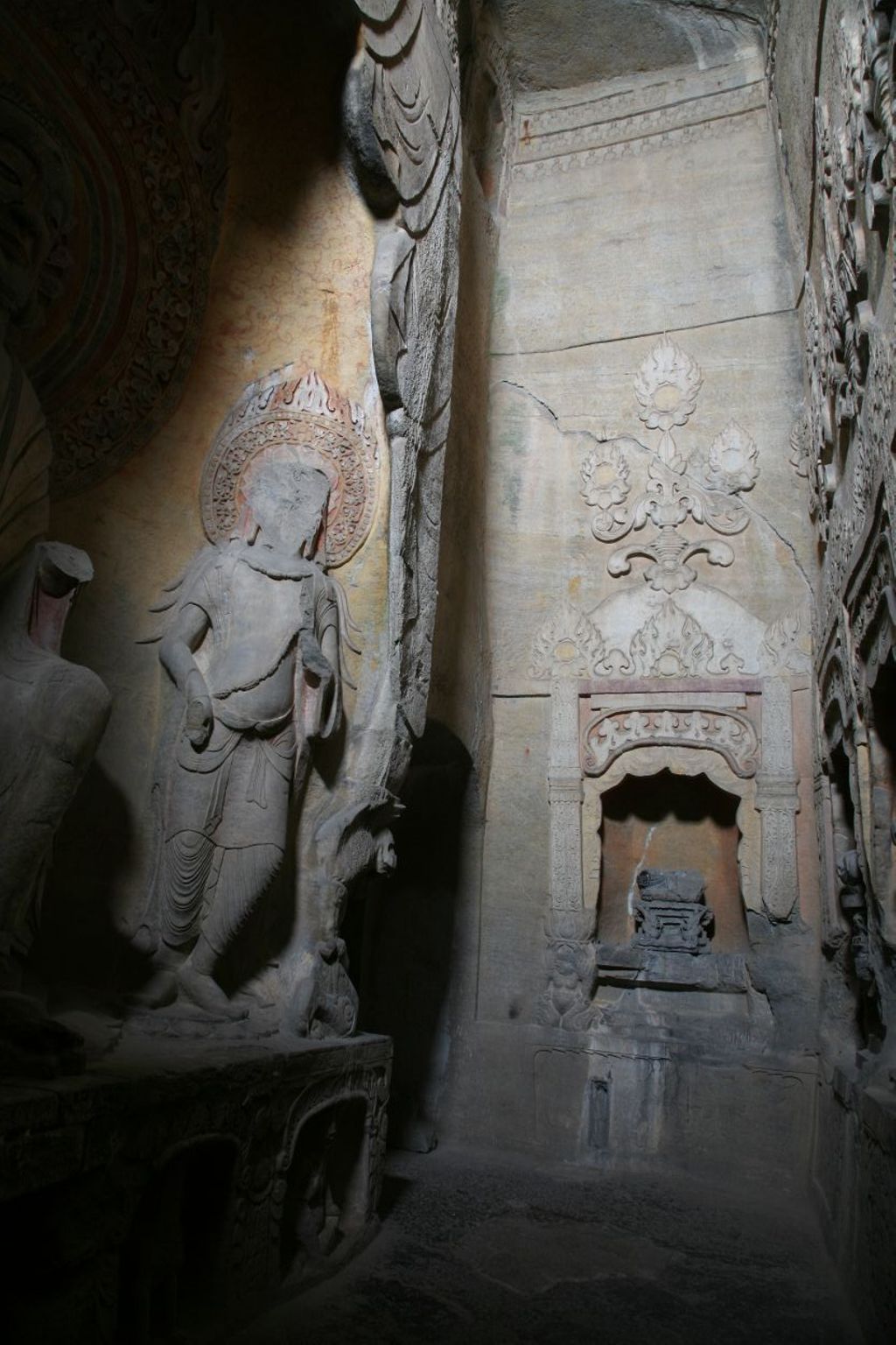 Miniature of Northern Xiangtangshan, North Cave, interior