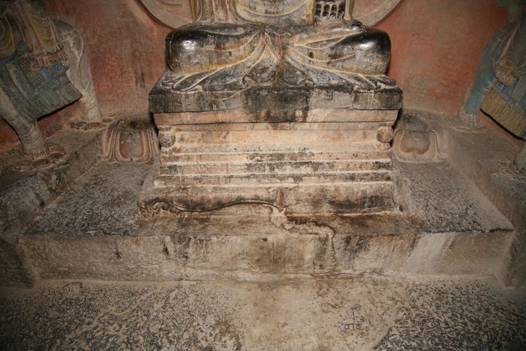 Miniature of Northern Xiangtangshan, North Cave, outside caves, north side