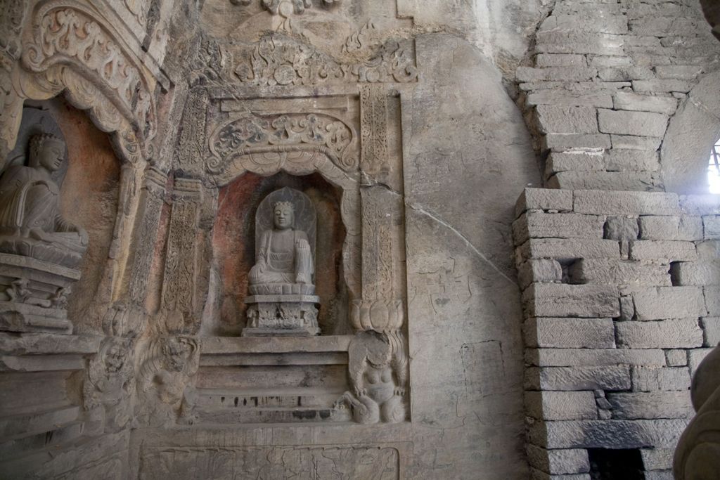 Miniature of Northern Xiangtangshan, North Cave, interior