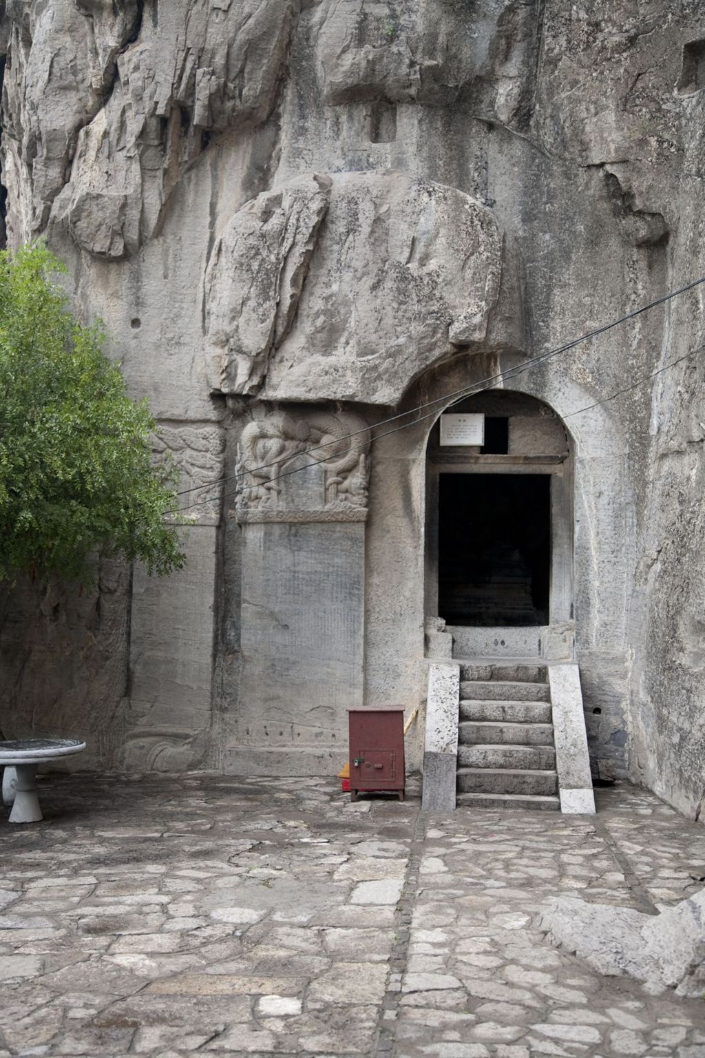 Miniature of Northern Xiangtangshan, North Cave, façade
