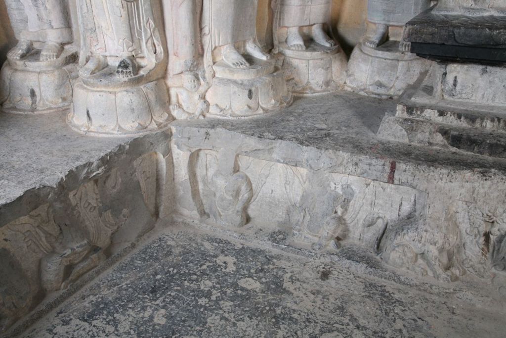 Miniature of Northern Xiangtangshan, South Cave, east wall