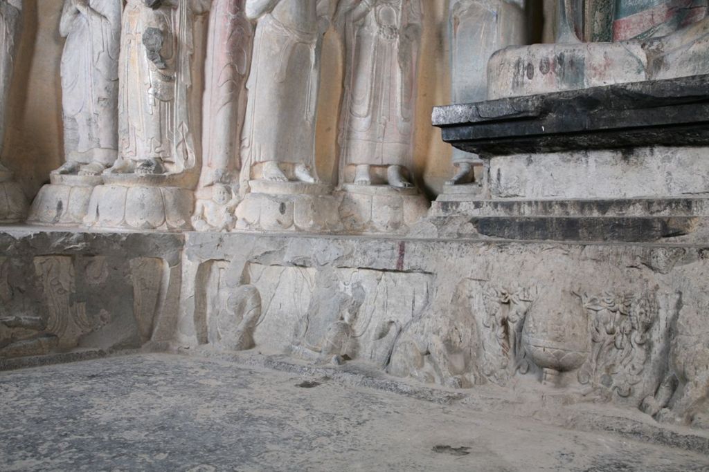 Miniature of Northern Xiangtangshan, South Cave, east wall