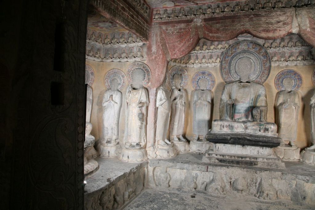 Miniature of Northern Xiangtangshan, South Cave, east wall